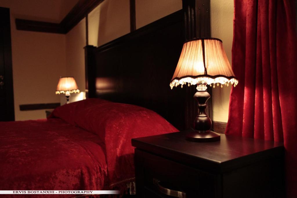 Guest House Bujtina Leon Korce Room photo